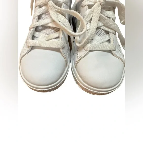 Adidas Girls White Tennis Shoes 1 - Picture 4 of 11